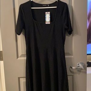 Ribbed black short sleeve square neck dress